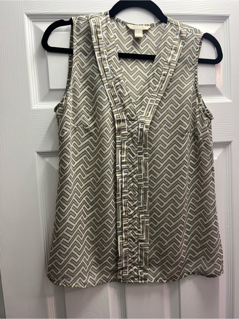 Banana Republic Factory Cream and Taupe Geometric Sleeveless Top